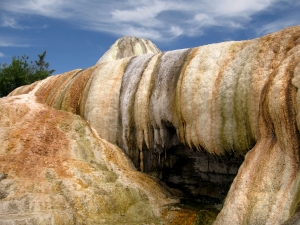 Hot springs 